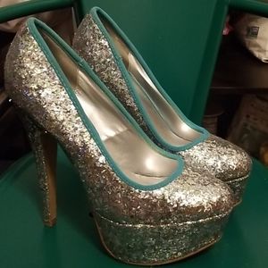 Qupid, blue, silver heels, like new